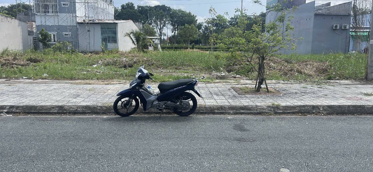 Đất Nền 120m² Sổ Sẵn Sổ Đỏ Tại Khu TĐC Giao Long, Bến Tre - Giá 1.39 Tỷ