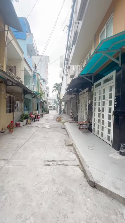 Nhà Góc 2 Mặt Tiền Tân Hoà Đông, Bình Tân - 64m² Sổ Hồng Riêng