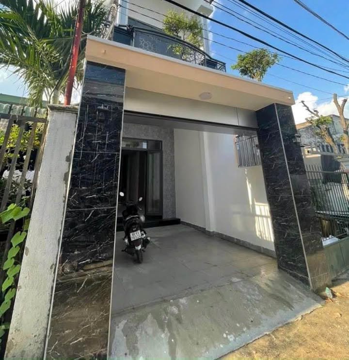 Nhà 1 Trệt 1 Lầu Phường Tam Hiệp, 66m², Hẻm Oto Giá 3.7 Tỷ