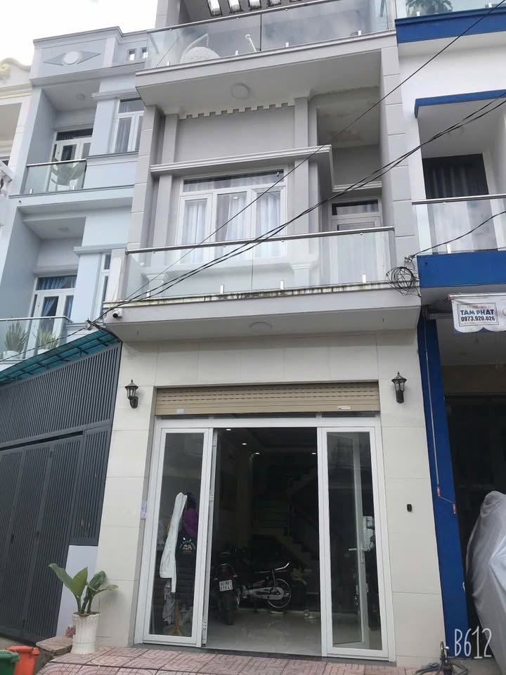 Nhà 1 Trệt 2 Lầu Phường Bửu Hòa, Biên Hòa - 96.6m² Sổ Riêng, Giá 3.5 Tỷ