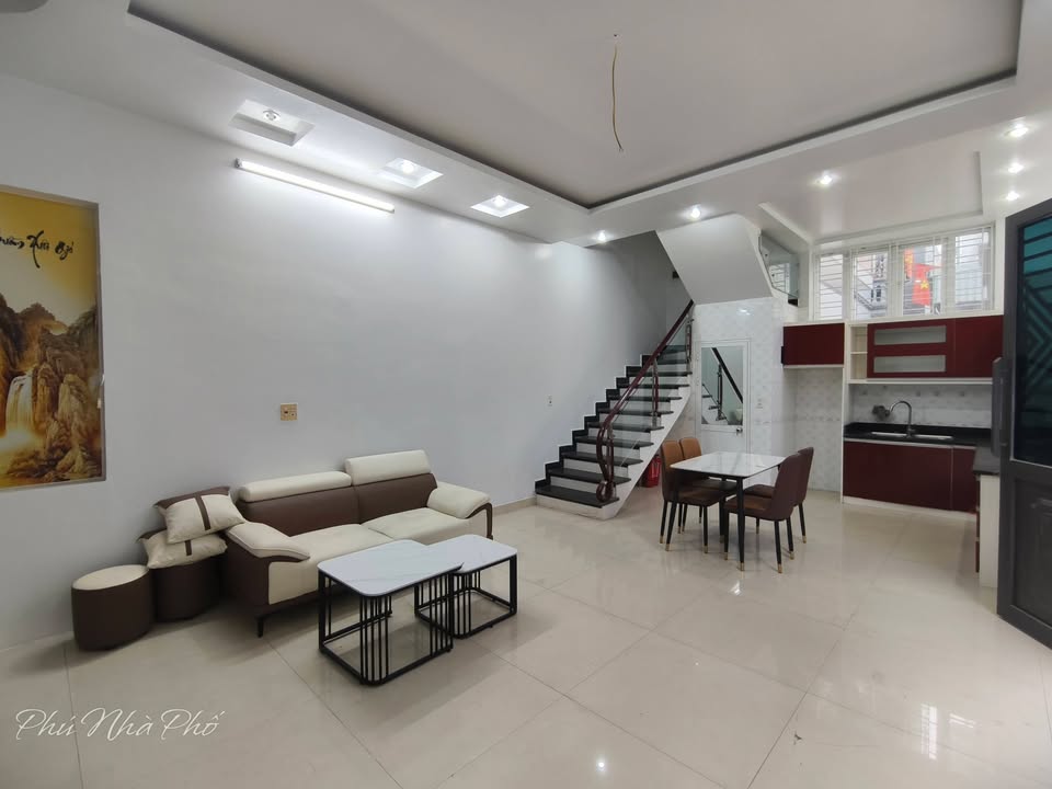 Nhà Riêng Trung Hành Hải Phòng 41m² - Sổ đỏ chính chủ!
