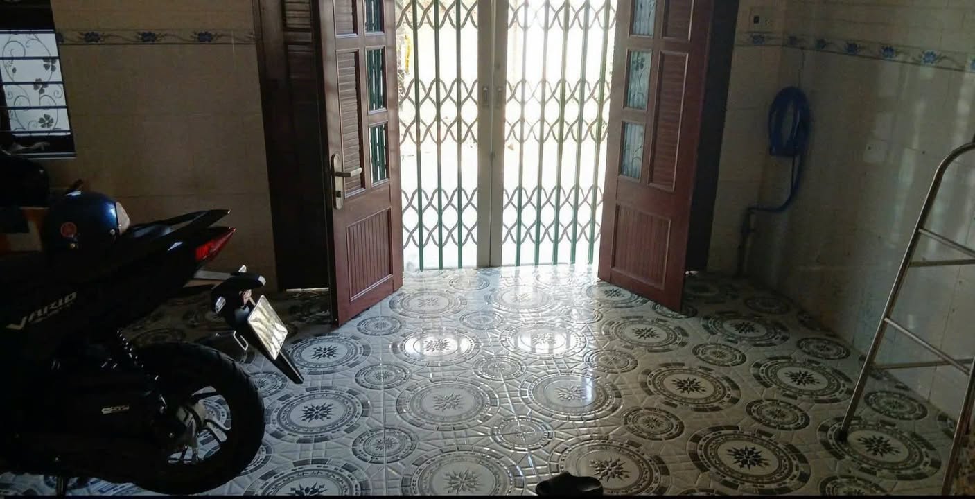 Nhà Long Hải 70m² chỉ 1.6 tỷ - Sổ hồng sẵn, ô tô vào tận nhà!