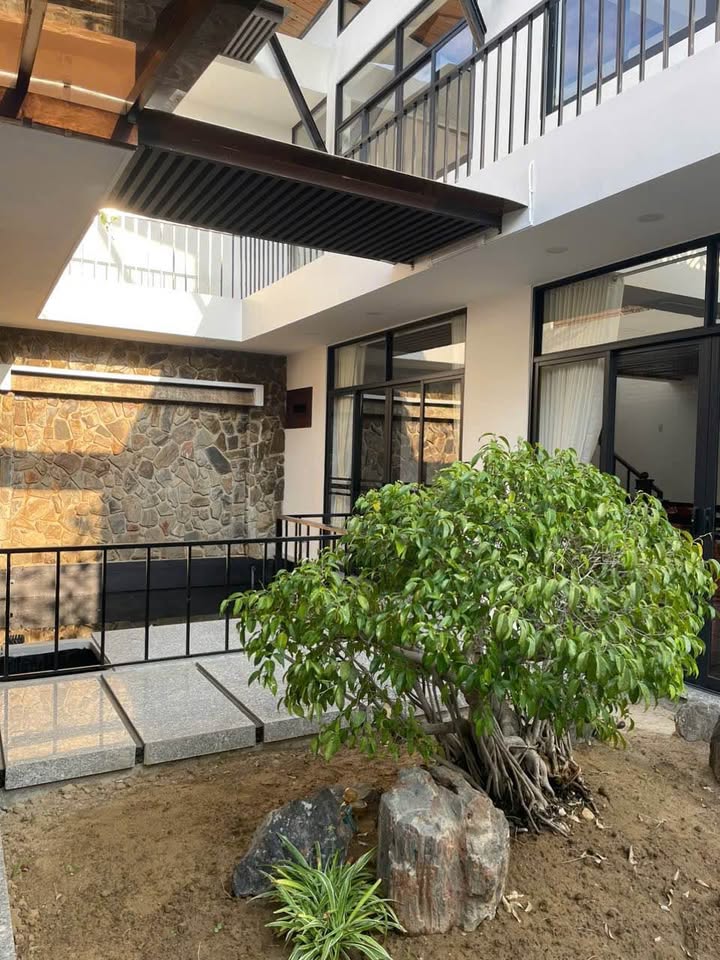 Townhouse Go Cay Sung Nha Trang 494m² - Vị trí đắc địa
