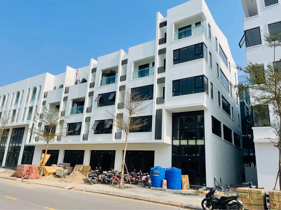 Townhouse Era Diem Dien 102m² gia tot - Dau tu sinh loi