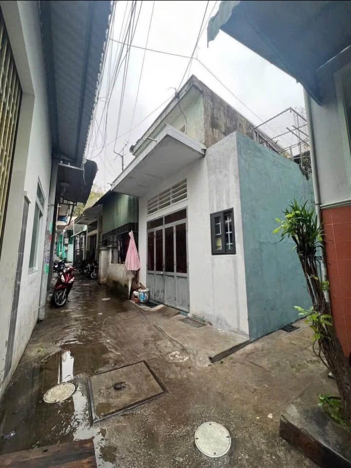 Nhà 40m² ôm góc, 1.97 tỷ, hẻm Hoàng Văn Thụ, Quy Nhơn - Sẵn Sàng Ở Ngay