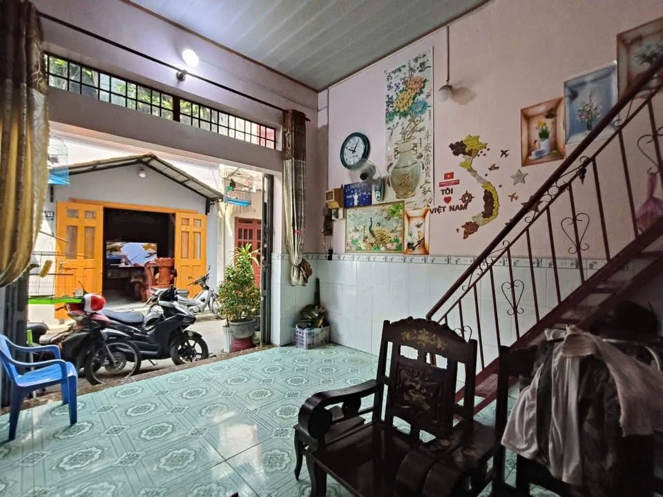 Nhà Cấp 4 Gác Lửng 76m² Nguyễn Tri Phương, Dĩ An - Giá 2.1 Tỷ