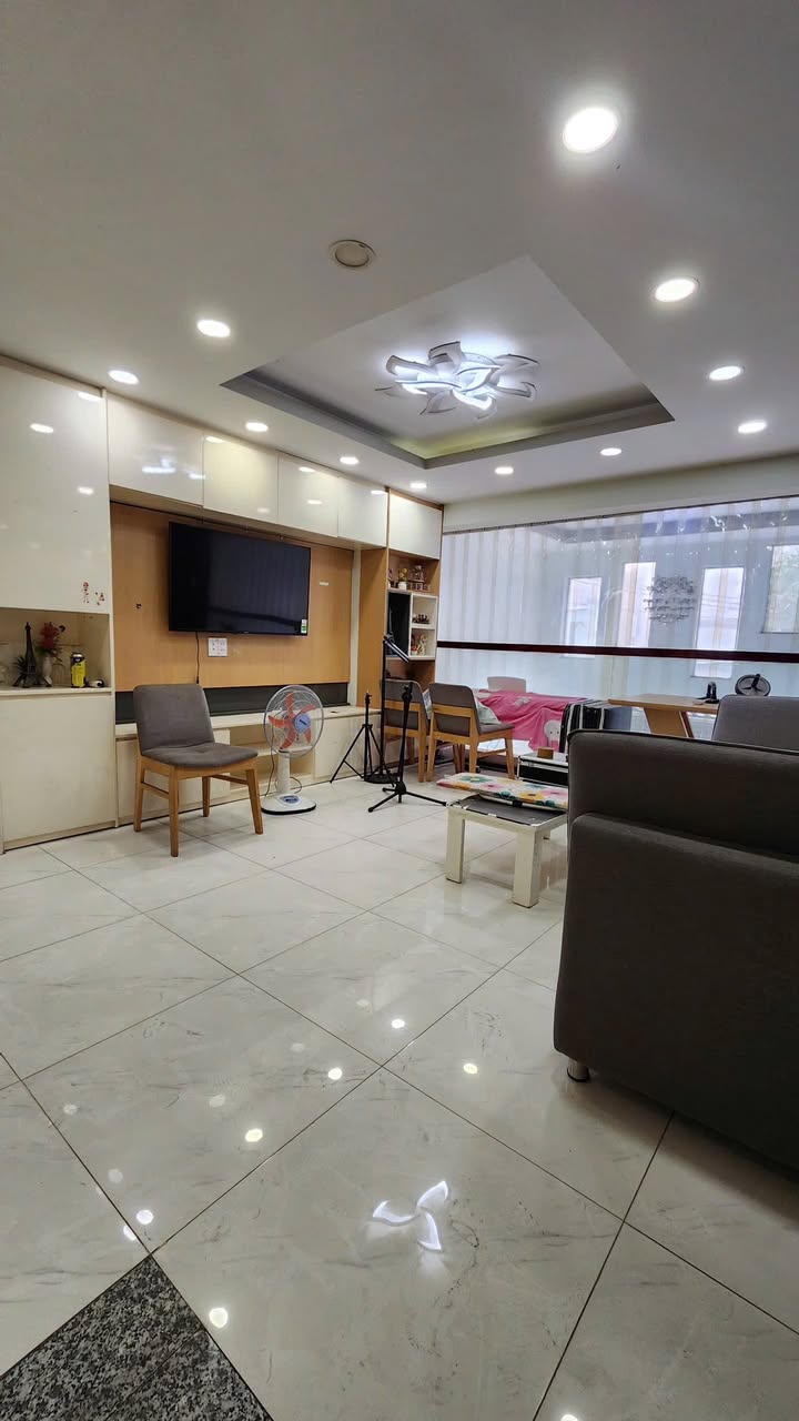 Nhà riêng Đường số 2, Thủ Đức 52m² - Full nội thất, sẵn sàng kinh doanh!