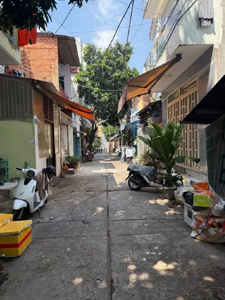 Nhà Hẻm Xe Hơi Hương Lộ 2, Bình Tân - 52m², 3PN - Giá 5.2 Tỷ