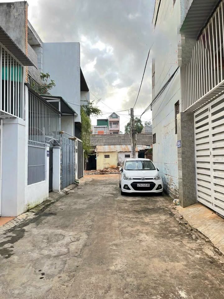 Nhà Nguyên Căn Nguyễn Tất Thành, Buôn Ma Thuột - Vị trí đẹp!