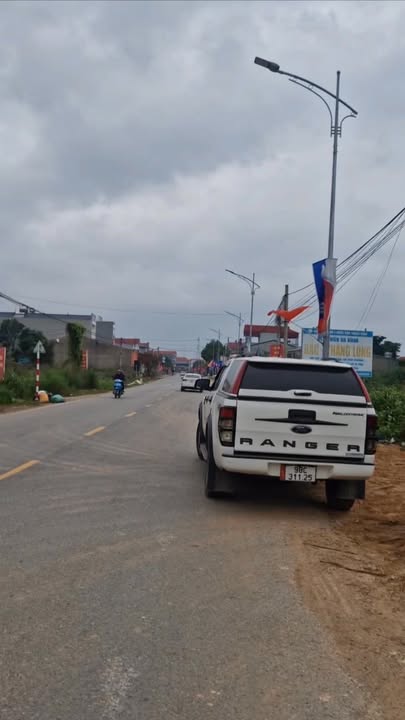 Đất Nền Trung Tâm Lục Ngạn 97m² - Kinh Doanh Sầm Uất, Sổ Đỏ Thổ Cư