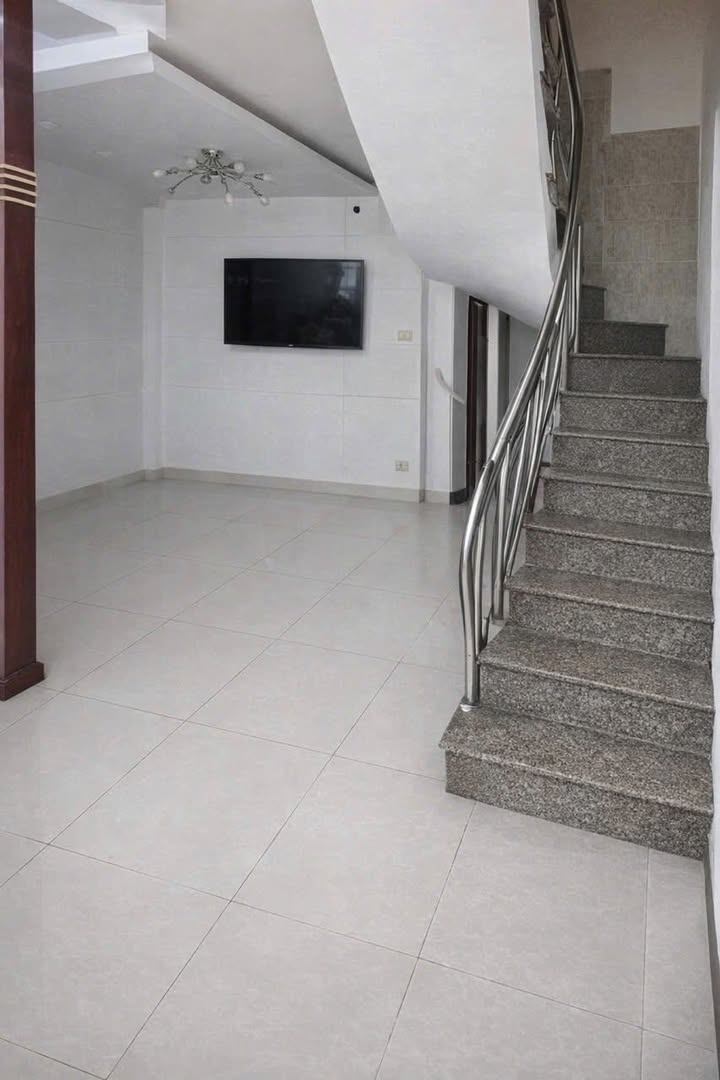 Nhà Riêng Quận Phú Nhuận 36m² giá 5 tỷ - Vị trí đẹp, 3PN 4WC!