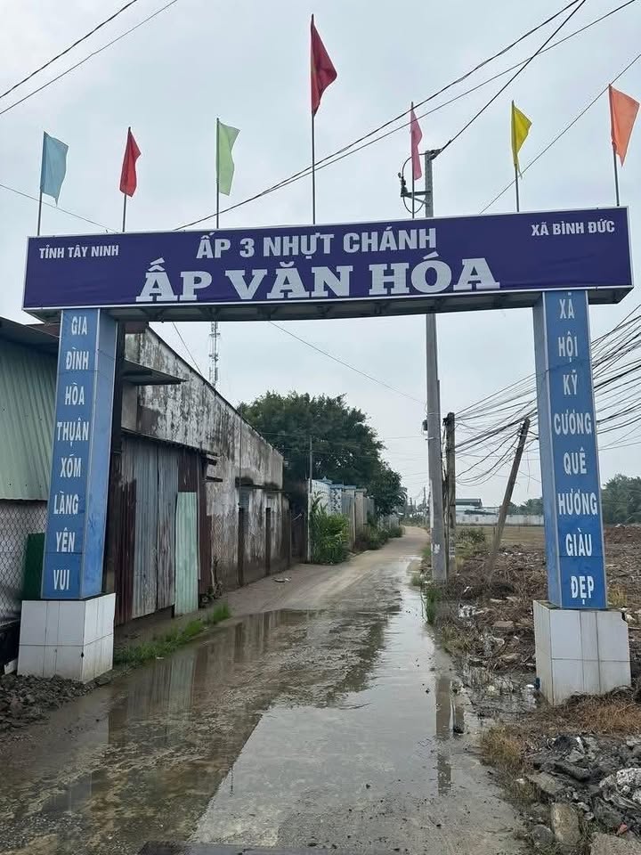 Đất nền Bến Lức 417.6m² 2.3 tỷ - Sổ đỏ chính chủ