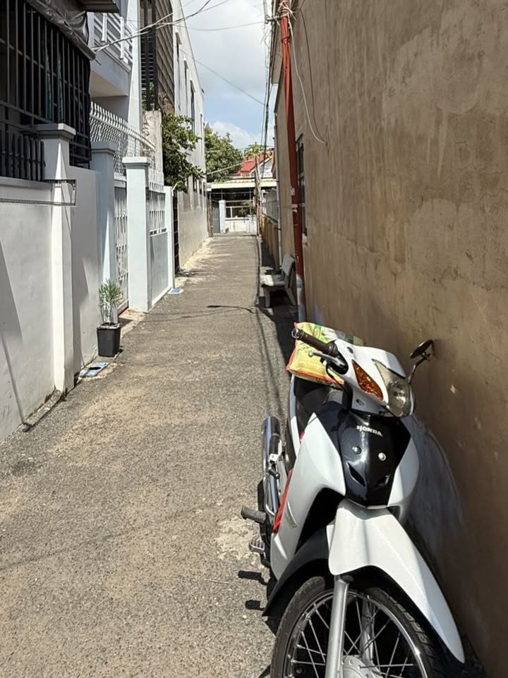 Nhà Phố Dương Vân Nga Vũng Tàu 62m² - Sổ Đỏ Sẵn, Bán Gấp!