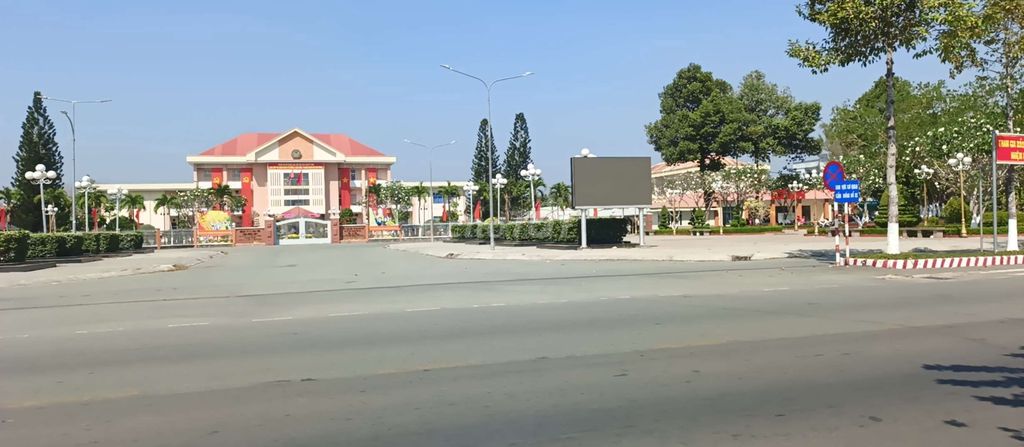 Đất Vàng Bến Tre: 2 Lô Mặt Tiền CMT8, Châu Thành – 222m² - Sẵn Sàng Đầu Tư