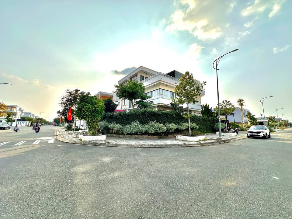 Townhouse Nguyễn Bỉnh Khiêm Rạch Giá 12 tỷ - Pháp lý rõ ràng