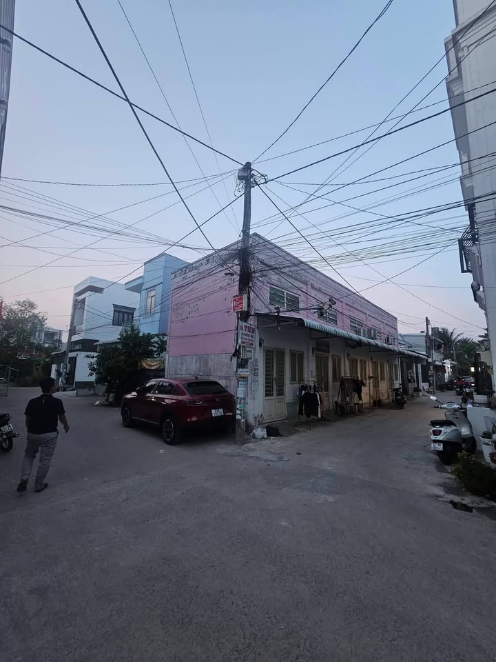 Nhà Trọ 5 Phòng Kinh Doanh Mặt Tiền KDC Mặt Trời Đỏ - Cần Thơ