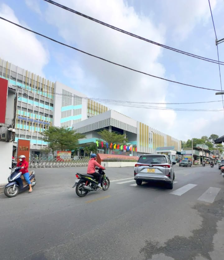 Nhà Mặt Tiền Kinh Doanh Hoàng Diệu 2, Thủ Đức - 76m², Lô Góc, Giá 8.5 Tỷ