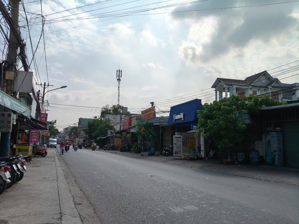 Bán Đất Mặt Tiền Lê Văn Tách Dĩ An 42.6m² - Vị Trí Kinh Doanh Đắc Địa