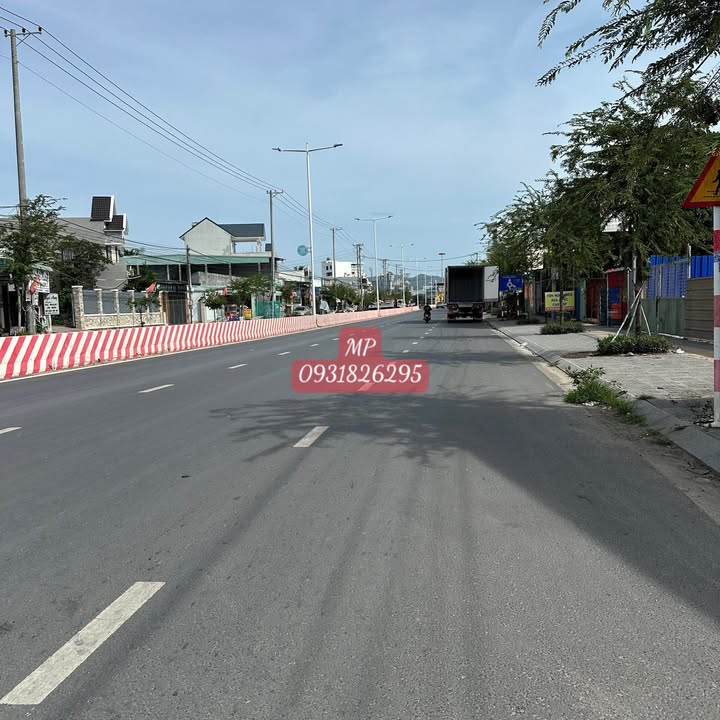 Nhà mặt tiền Long Hải 113m² giá 6.2 tỷ - Mặt tiền kinh doanh sẵn