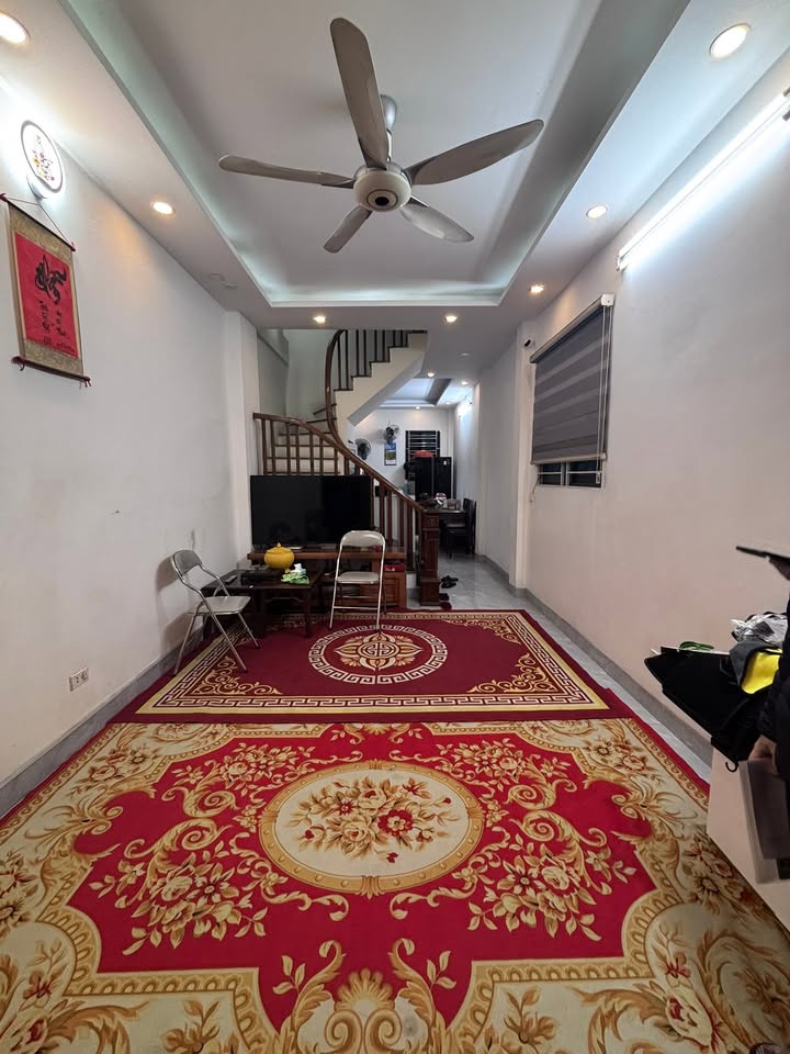 Nhà riêng Bát Khối, Long Biên 40m² - Sẵn sàng ở ngay!