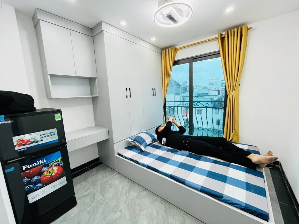 Phòng trọ Hồ Tùng Mậu Cầu Giấy 3.8-4 triệu - Ô tô đỗ cửa, ban công thoáng!