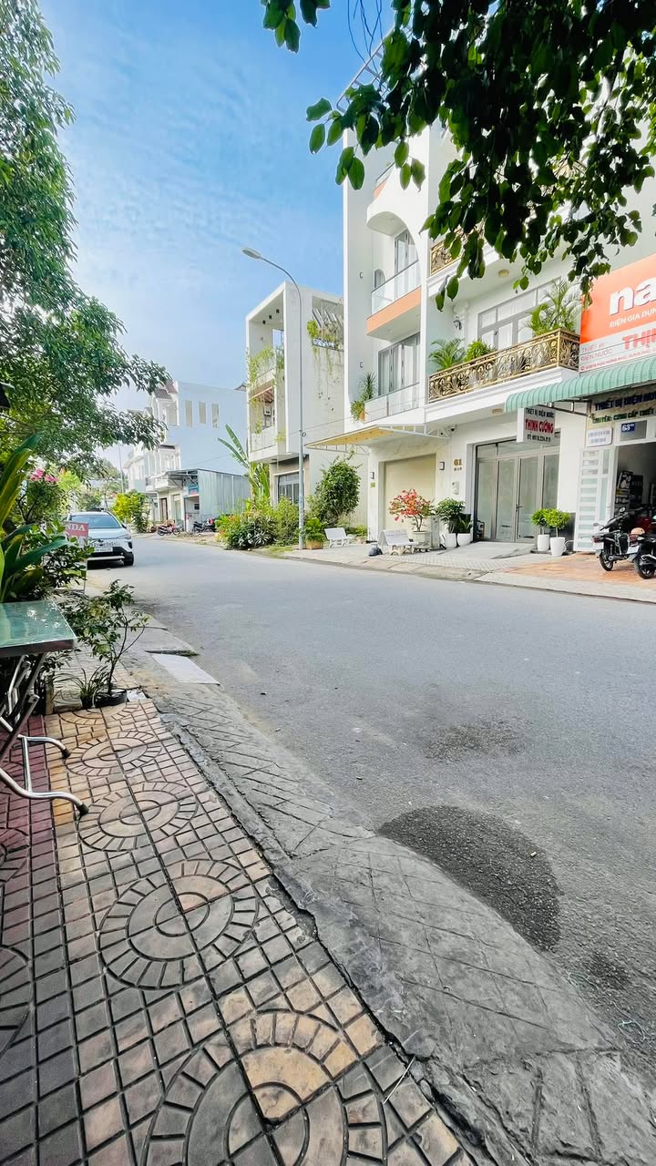 Mặt Tiền Kinh Doanh Đường B18, KDC Hưng Phú 1 - 81m², Sổ Hồng, Giá Tốt