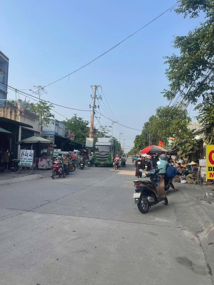 Nhà Mặt Tiền Chợ Lý Bình, Trà Bồng - 125m² Full Thổ Cư, Kinh Doanh Sầm Uất