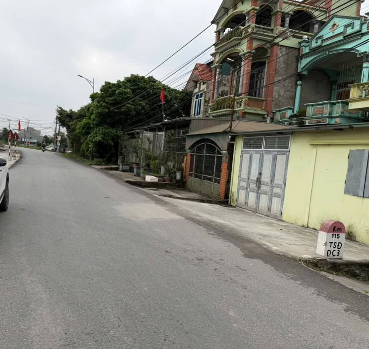 Nhà Phố Phủ Lý 212m² giá 3 tỷ - Vị trí đắc địa, kinh doanh sầm uất!