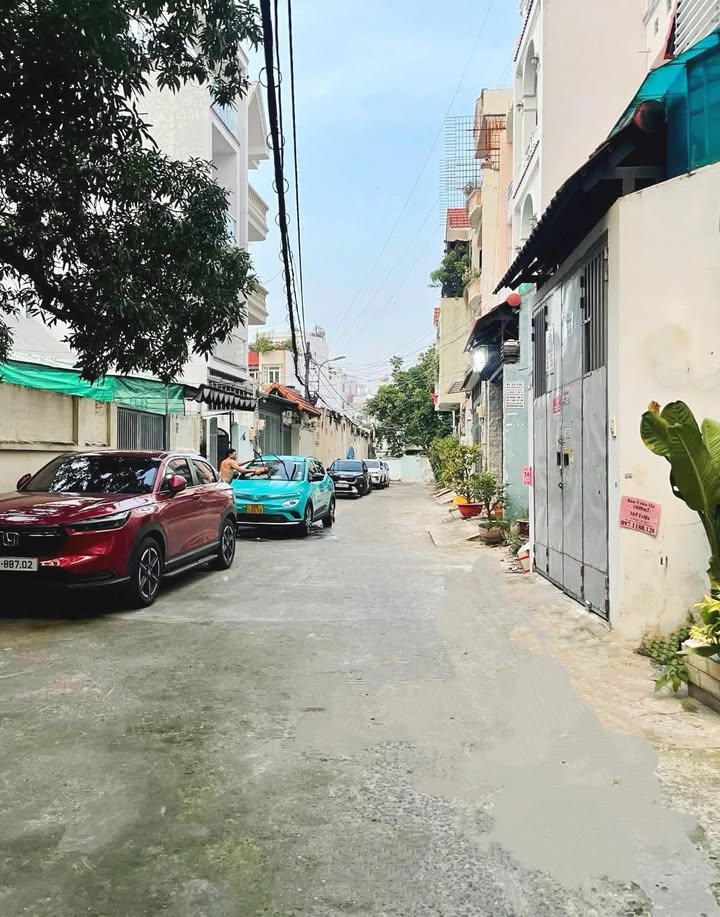 Nhà 4 Tầng Hẻm Xe Hơi Âu Cơ, Tân Phú - 70m² Nở Hậu, 8 Tỷ