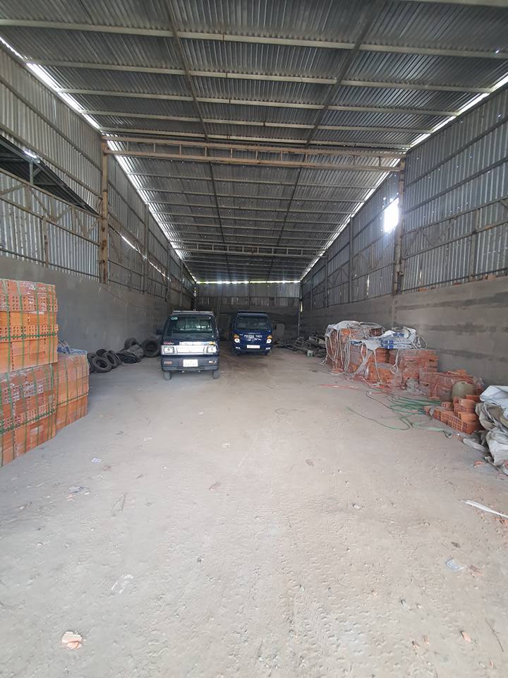 Bán kho 336m² mặt tiền Trương Định, Long Xuyên - Giá 2.7 tỷ