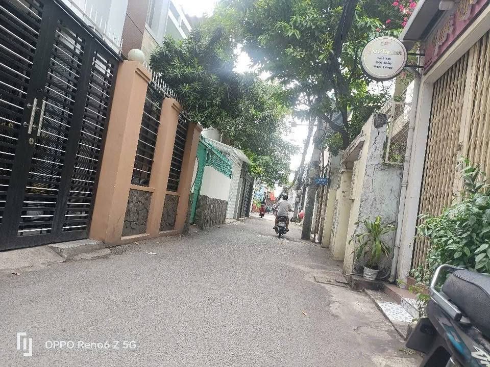 Nhà phố Trần Hữu Trang Phú Nhuận 15.5 tỷ - Mặt tiền kinh doanh đắc địa!