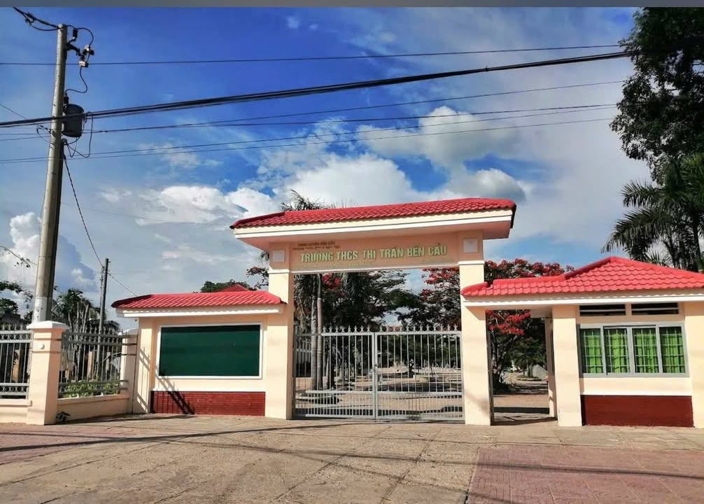 Đất Vàng Trung Tâm Bến Cầu - 686.5m² Ngang Lớn, Sổ Hồng Sẵn Sàng