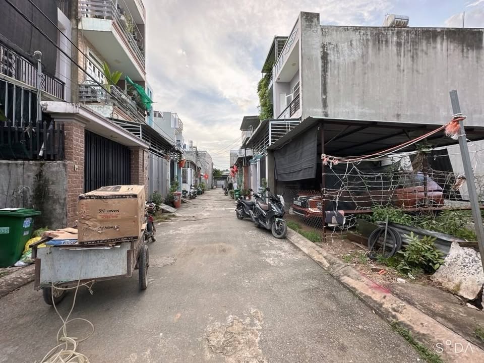 Đất Hẻm Xe Hơi Trường Thạnh, Thủ Đức 58m² Sổ Hồng Riêng - Giá 3.3 Tỷ