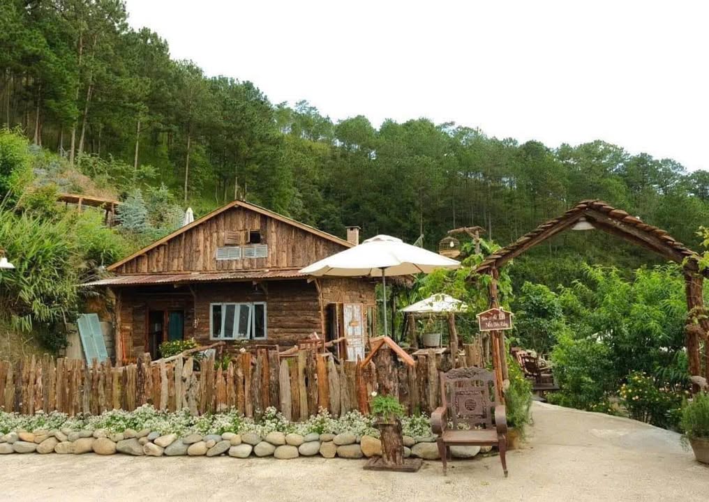 Đất nền TP Kon Tum 300m² - Đất thổ cư 100%, sổ đỏ chính chủ!