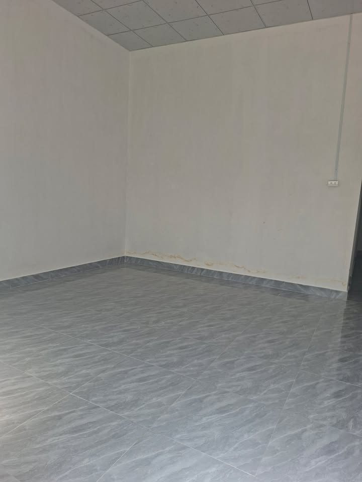 Nhà riêng Kon Tum 230m² - Sẵn sàng ở ngay, giá từ 900 triệu!