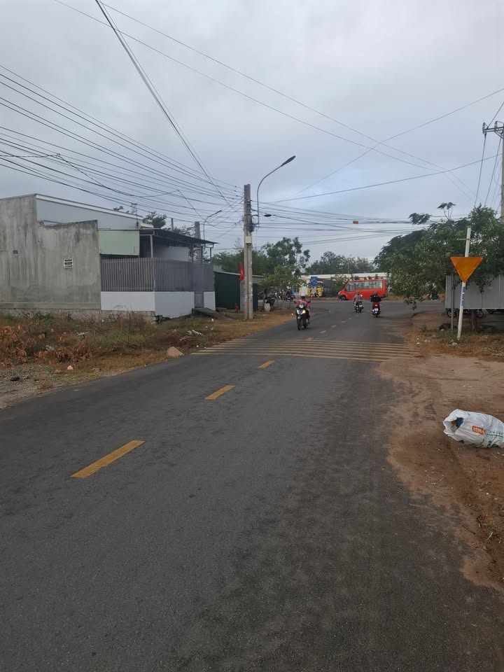 Đất Nền Phước Dân Ninh Thuận 300m² - Sổ Đỏ Full Thổ Cư, Giá Đầu Tư 1 Tỷ