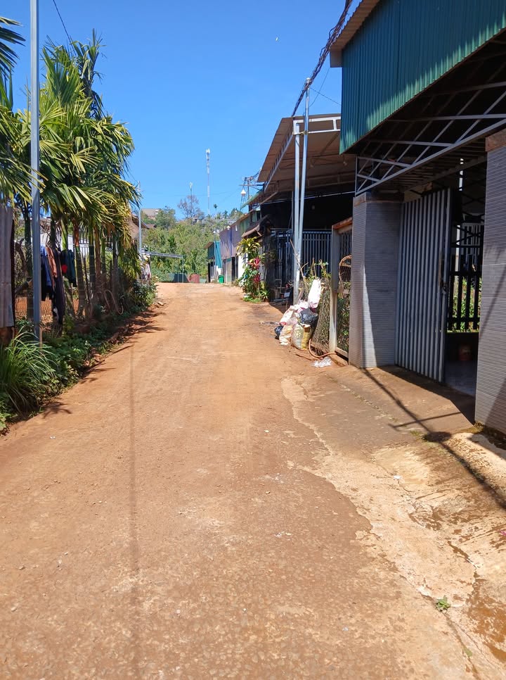 Đất nền Thị trấn Đắk Mil 185m² - Sổ đỏ chính chủ, 980 triệu