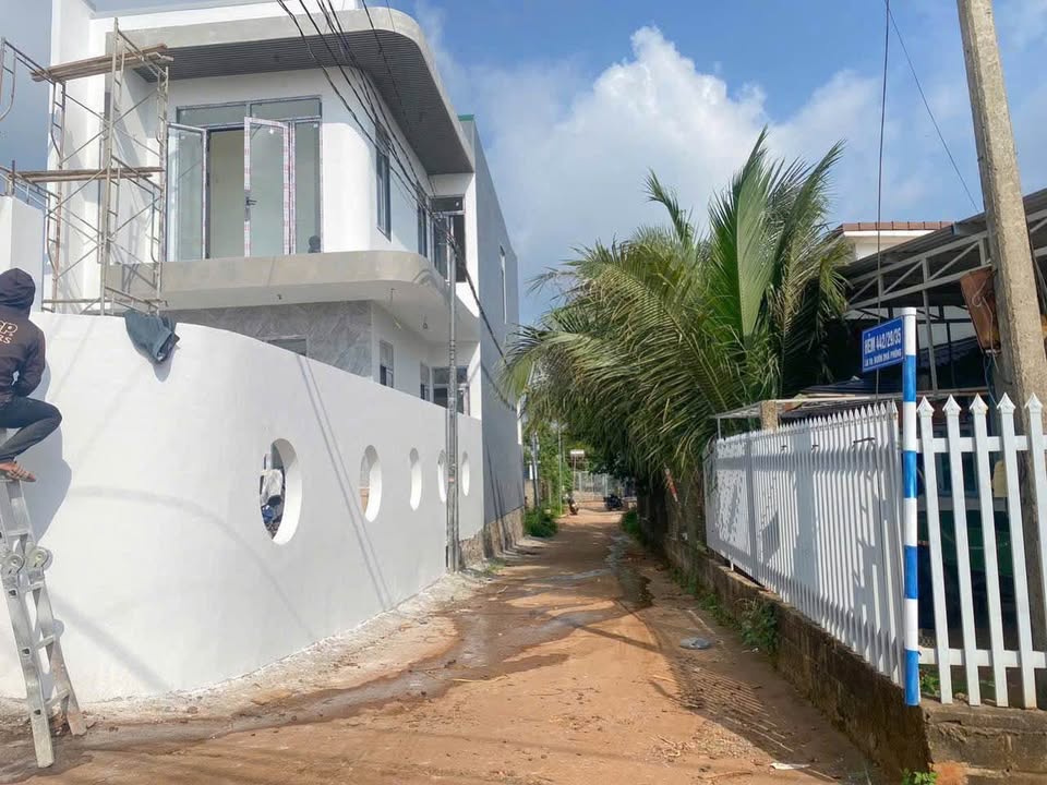 Đất nền Buôn Ma Thuột 115m² - Sổ đỏ chính chủ, giá 2.05 tỷ