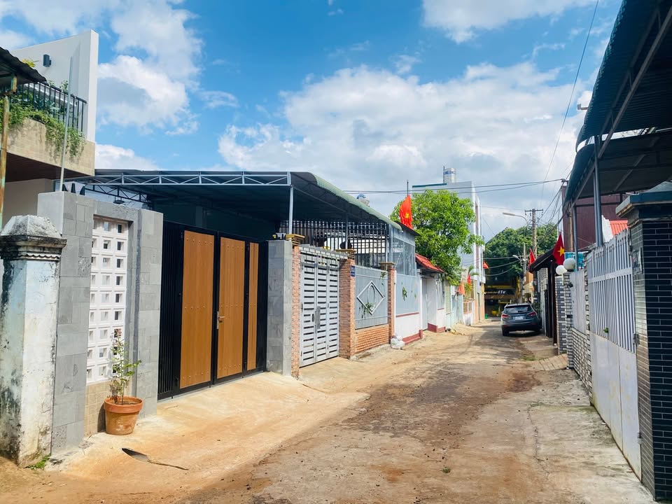 Đất nền liền kề Lý Thái Tổ, BMT - 104m² thổ cư full, giá 4.25 tỷ