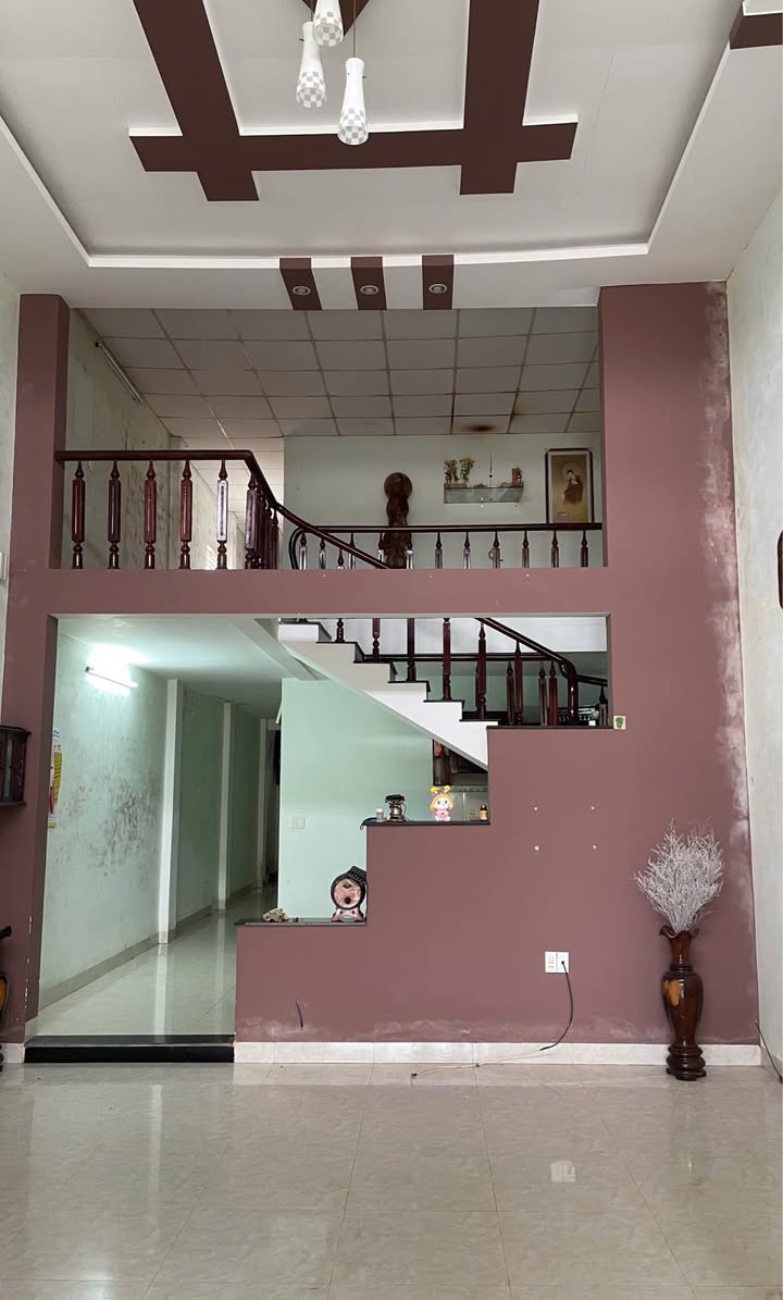 Cho thuê nhà nguyên căn Buôn Ma Thuột, 4PN, sân ô tô - Giá 7 triệu