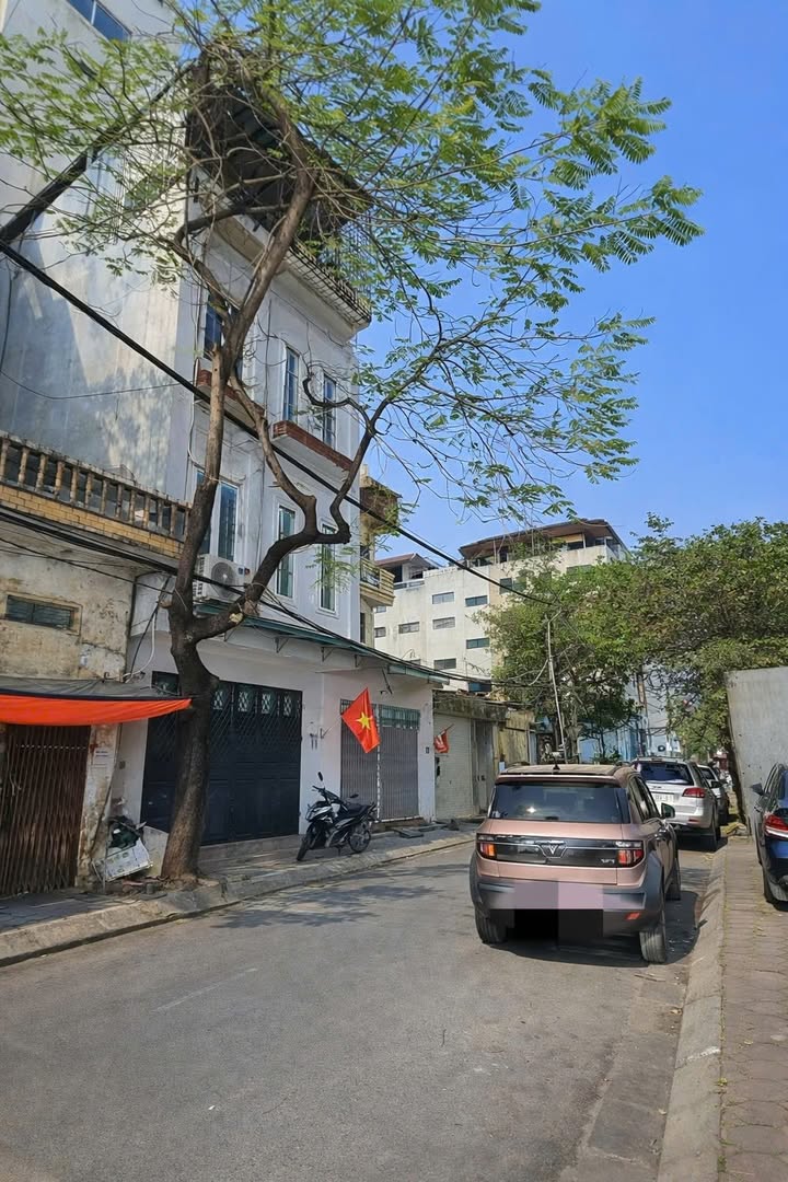 Nhà Mặt Tiền Kinh Doanh Thụy Phương, Bắc Từ Liêm - 41m², 10 Tỷ, Vỉa Hè Rộng