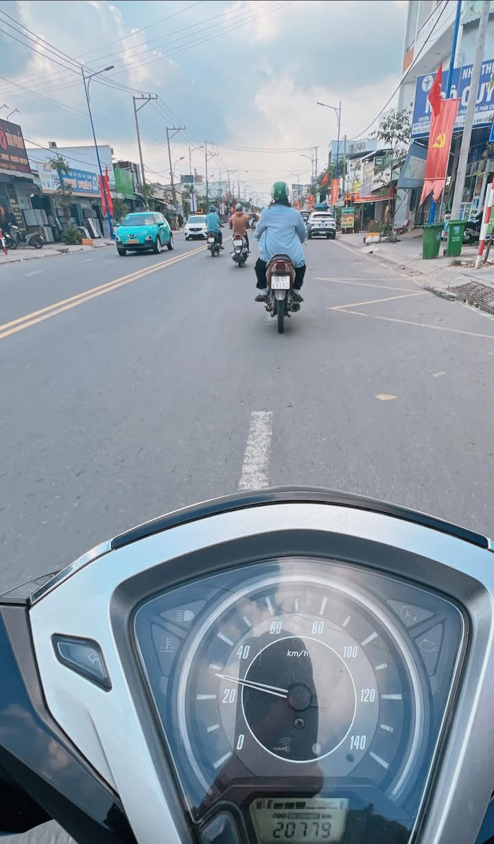 Nhà Phố Trần Nam Phú, Ninh Kiều - 13 triệu/tháng, Mặt tiền kinh doanh