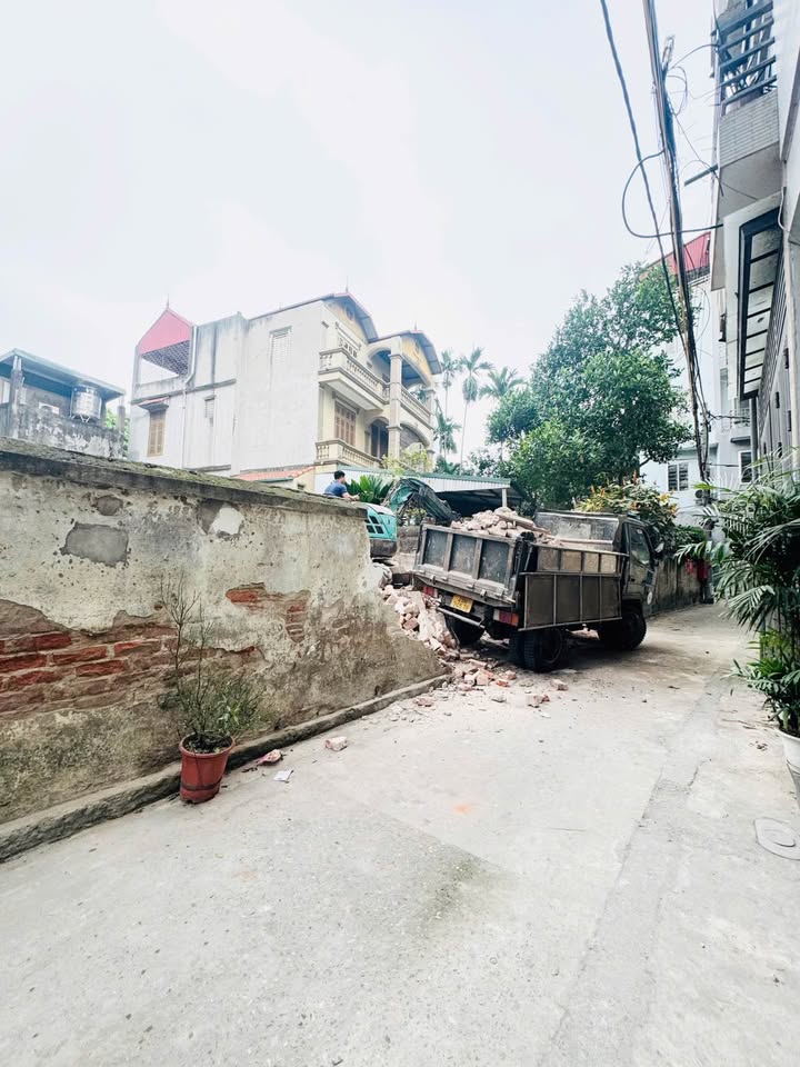 Đất nền Long Biên - Ngõ 7C Gia Thượng, 65m², Ô tô vào đất