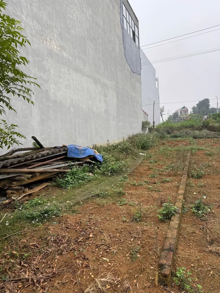 Đất nền Vân Phú, Việt Trì 84m² - Đất thổ cư 100%, giá chỉ 2.4 tỷ!