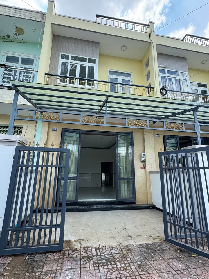 Nhà Trệt Lầu 9B, Khu 5A Ngã Năm - 125m² Sổ Hồng, Dòng Tiền Ổn Định