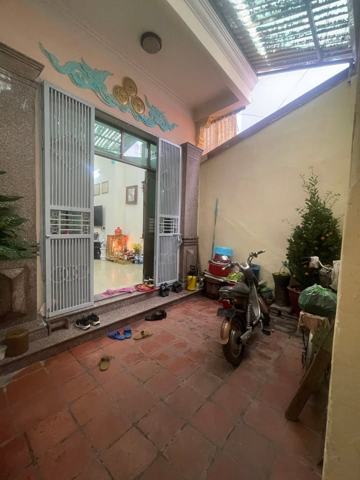 Bán nhà 55m² Phố Hàng Gà, Hoàn Kiếm - 3 Tầng Độc Lập, Sổ Đỏ Chính Chủ