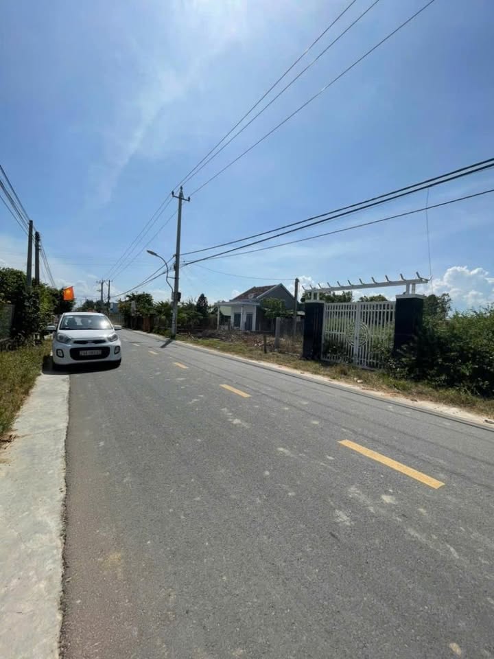 Mặt Tiền Kinh Doanh Đường Lạc Bình Ninh Hòa 348m² - Sổ Hồng Sẵn Sàng