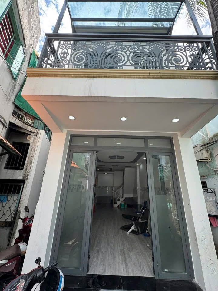 Nhà hẻm 6m Hồng Bàng, Q6 - 40m² - 2PN - Sổ hồng chính chủ