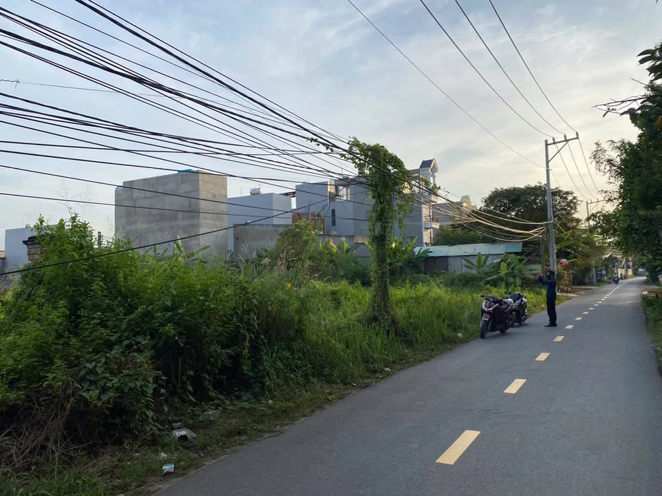 Đất nền Thủ Đức 2215m² Sổ đỏ chính chủ - Mặt tiền 38m