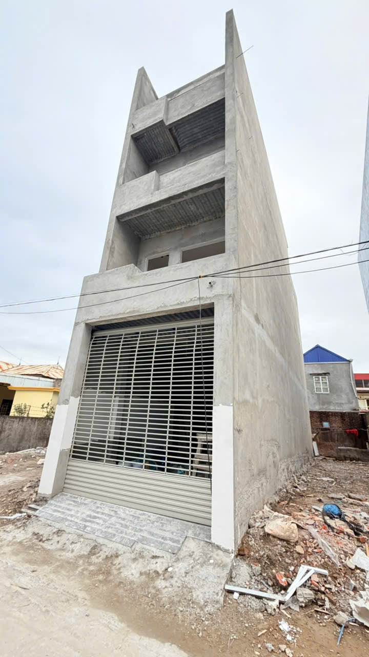 Nhà Riêng An Dương 70m² - Ô Tô Đỗ Cửa, Giá Chỉ 3.95 Tỷ!